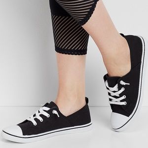 Casual Slip on sneakers 👟